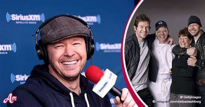 A Breakdown of Donnie Wahlberg's Very Large Family
