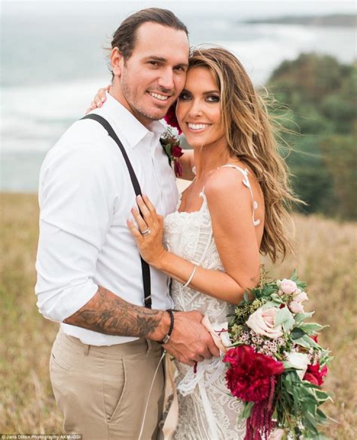 Audrina Patridge weds Corey Bohan in Hawaii Daily Mail Online